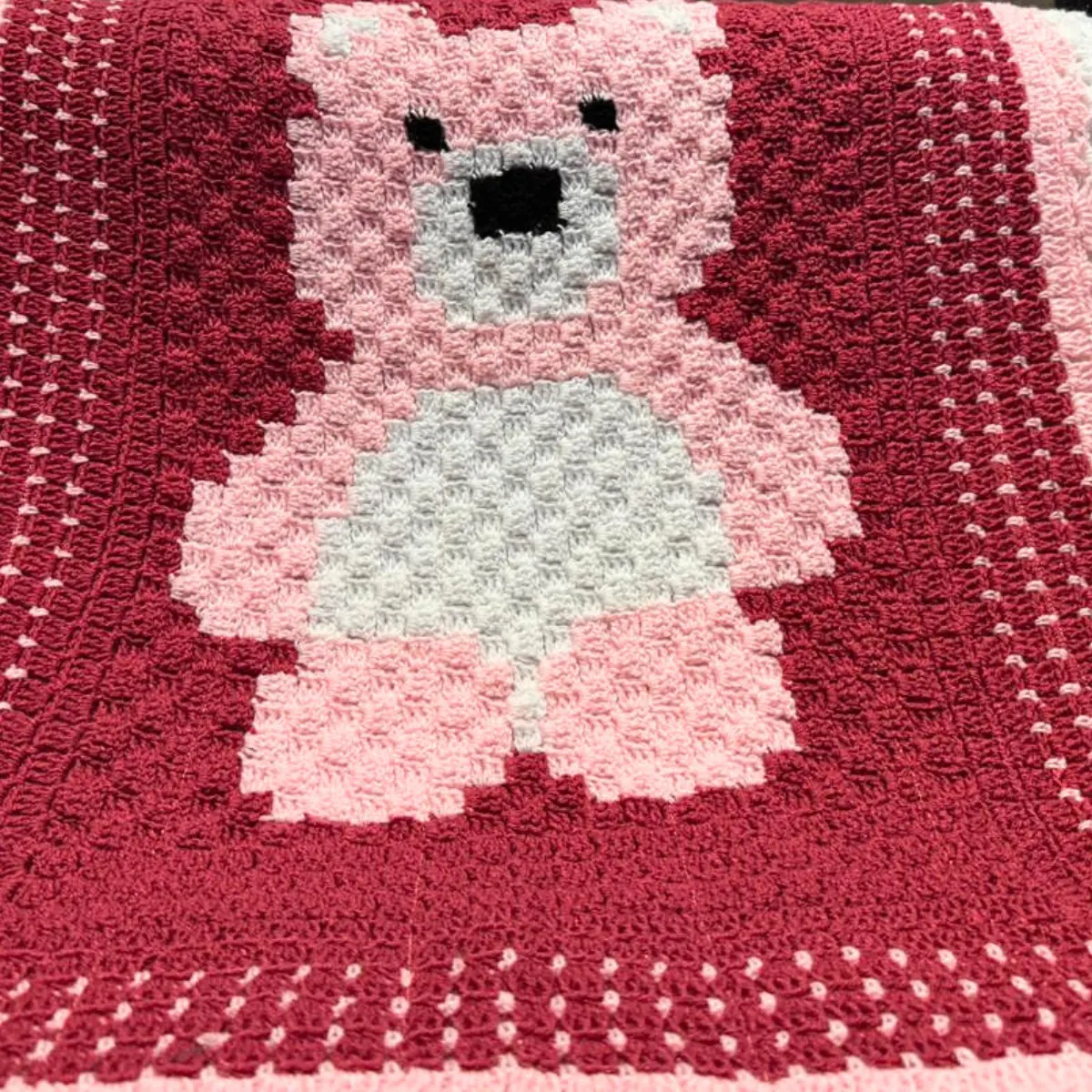 Teddy Bear C2C Hand-Knitted Crochet Baby Throw with Scalloped Border - Image 2