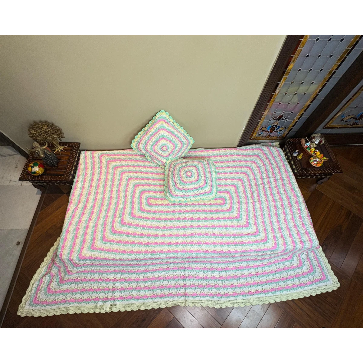 Handmade Rosewood Sunburst Crochet Sofa Cover Set – Vintage Lace Design with Matching Cushion Covers